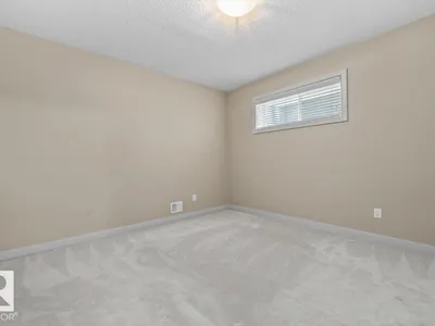 647 CANTOR LD SW photo 34