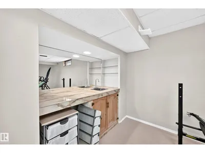 10451 26 AV NW photo 59