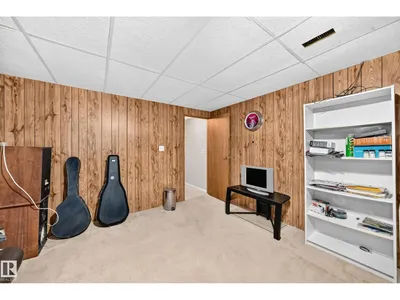 10451 26 AV NW photo 61
