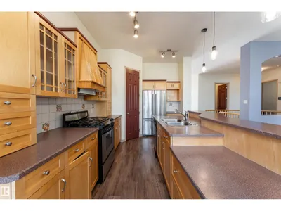 1462 LOEWEN CT NW photo 4