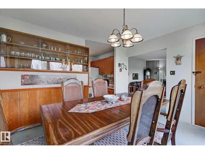 140 WINDERMERE DR NW photo 21