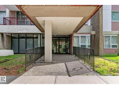 #704 11007 83 AV NW NW photo 4