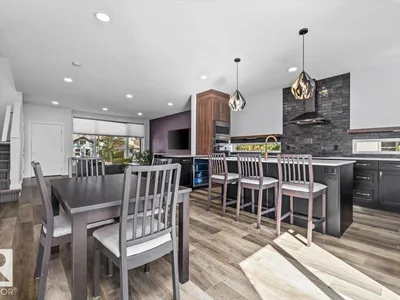 9817 77 AV NW photo 7
