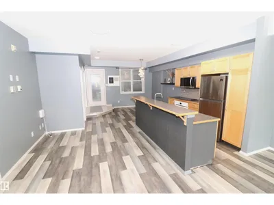 #103 9804 101 ST NW photo 9