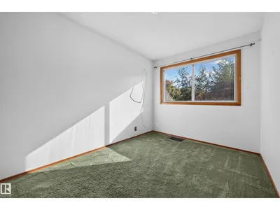 11109 38 ST NW photo 11