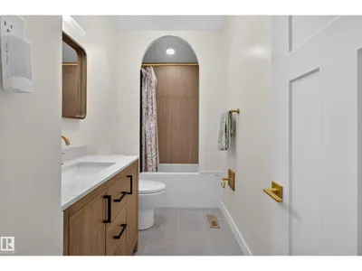 33 HAZEL ST photo 24