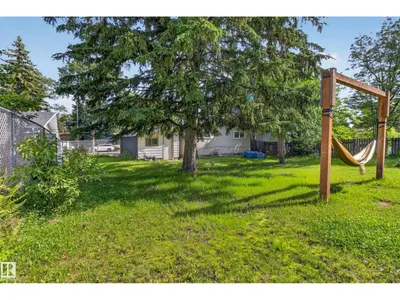 33 HAZEL ST photo 58