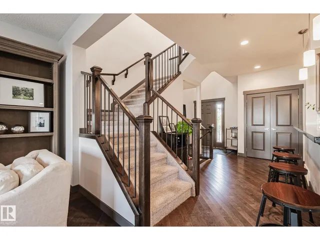 1337 Secord LD NW, Edmonton