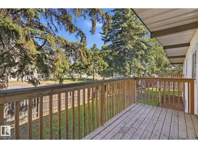 8928 D 144 AV NW photo 16