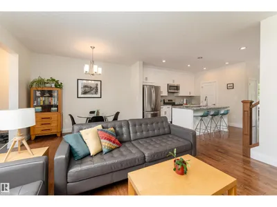 8340 79 AV NW photo 7