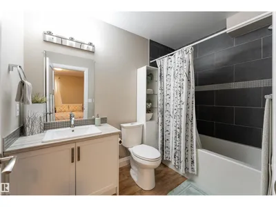 8340 79 AV NW photo 32