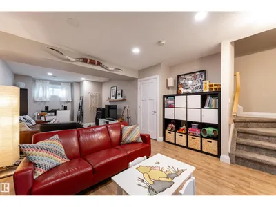 8340 79 AV NW photo 36