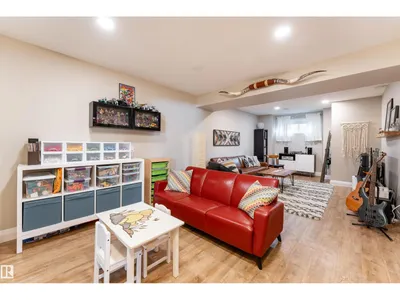 8340 79 AV NW photo 30