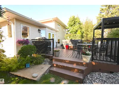 56 STONESHIRE CR photo 36