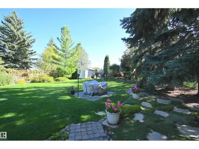56 STONESHIRE CR photo 38