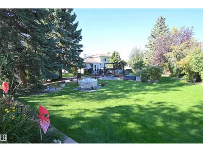 56 STONESHIRE CR photo 41
