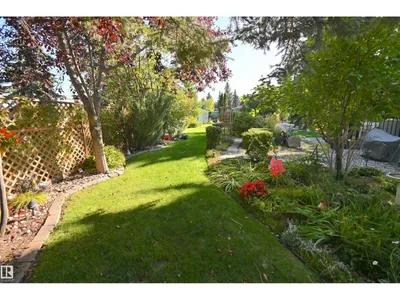 56 STONESHIRE CR photo 46