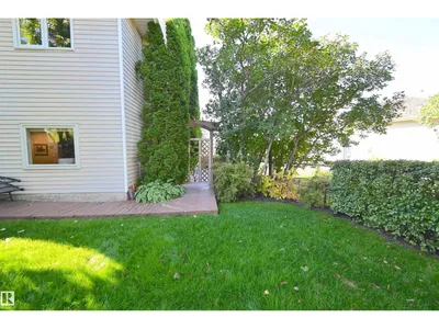 56 STONESHIRE CR photo 48