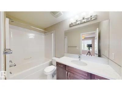 4016 8 ST NW photo 27