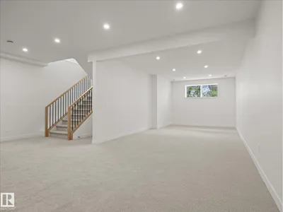 6303 109B AV NW photo 37