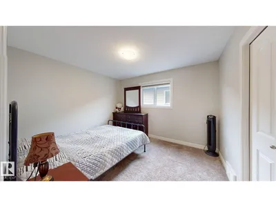 22407 99 AV NW photo 15