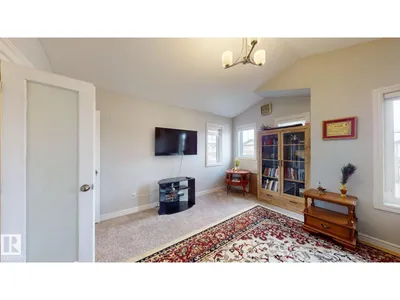22407 99 AV NW photo 34