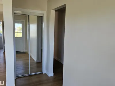 12344 50 ST NW photo 6
