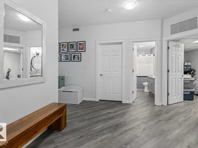 208 8702 Southfort DR photo 6