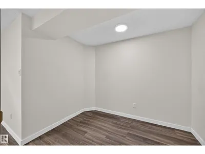 9129 Garden RD photo 36