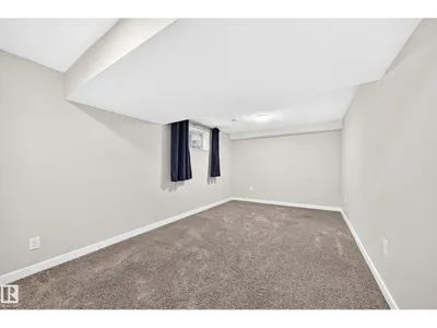 9426 150 ST NW NW photo 32