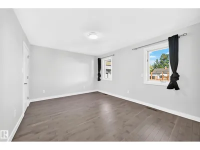 9426 150 ST NW NW photo 15