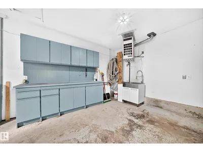 9426 150 ST NW NW photo 47