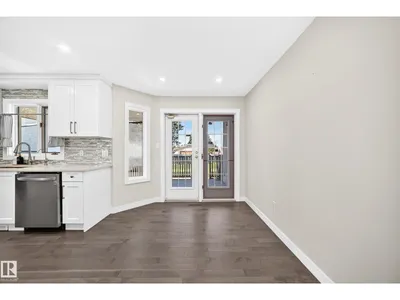 9426 150 ST NW NW photo 10