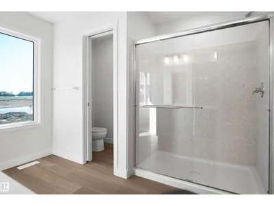 1015 14 AV NW photo 29