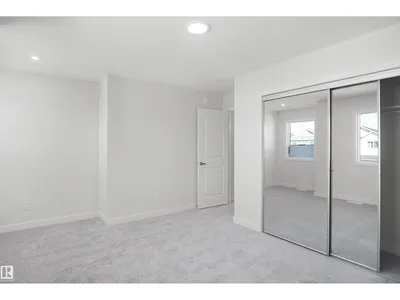 1015 14 AV NW photo 34
