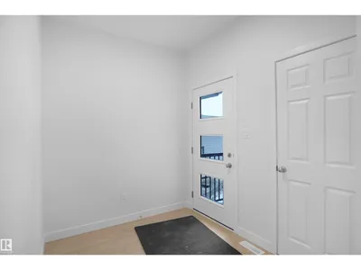 2233 194A ST NW photo 4
