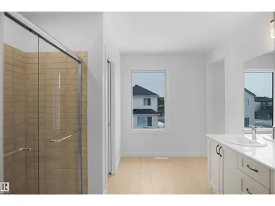 2233 194A ST NW photo 30