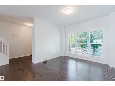 4315 PROWSE LINK LI SW photo 5