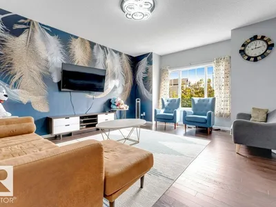 2436 18 AV NW photo 6