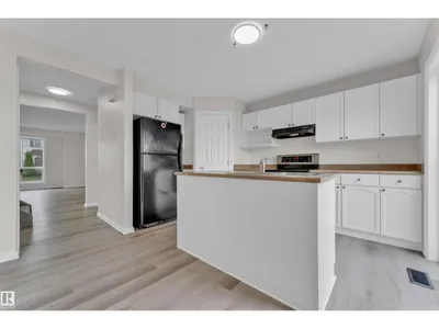 2912 31 Street NW NW photo 15