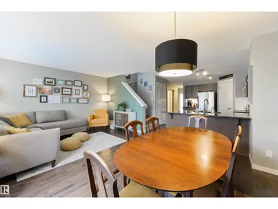 5228 20 AV SW photo 13