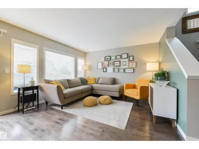 5228 20 AV SW photo 14