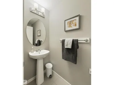 5228 20 AV SW photo 6