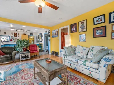 4648 113 AV NW photo 4