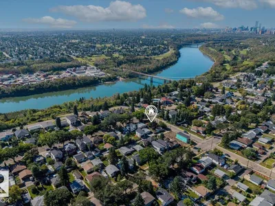 4648 113 AV NW photo 51