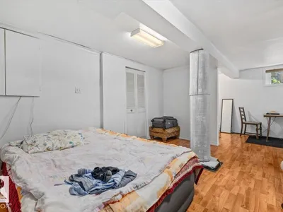 4648 113 AV NW photo 20