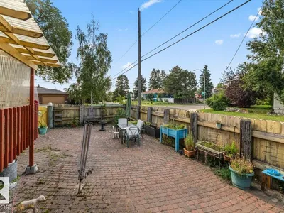 4648 113 AV NW photo 29