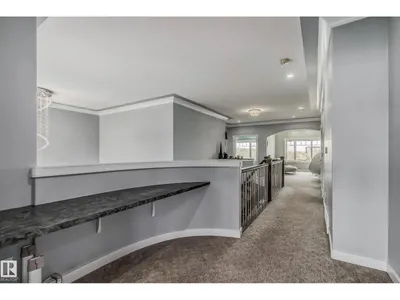 4104 8 ST NW photo 21