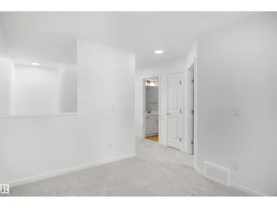 20915 24 AV NW photo 19