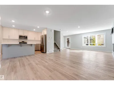 6466 177A AV NW photo 8